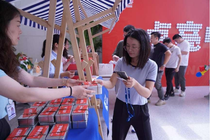 图片关键词