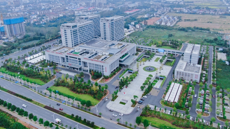 洞庭湖畔，生命方舟一一汉寿县人民医院